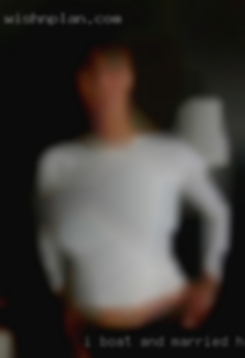 I boat and jet ski on lake married horny women Conroe.