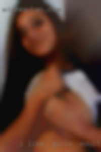 I like  to play video girls in Moultrie games.