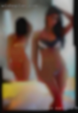 Would love to meet up with a married horny women couple!